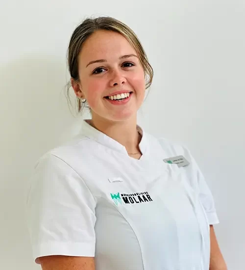 Larissa-portret